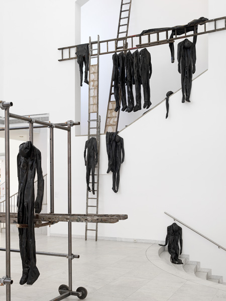 Installationsansicht, ALEXANDRA BIRCKEN, Museum Abteiberg Mönchengladbach, © VG Bild-Kunst, Bonn 2017, Foto: Achim Kukulies