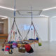 (hinten) Grief Hope 2020, Neon; Courtesy of the artist, Capitain Petzel Berlin, Andrew Kreps Gallery New York, Vielmetter Los Angeles. Foto: Achim Kukulies, Düsseldorf