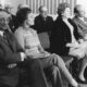 Übergabe der Sammlung ETZOLD am 3. Oktober 1970 während der Rede von OB Wilhelm Wachtendonk (1. Reihe v.l.n.r.): Hans Joachim und Berni Etzold, Luise Wachtendonk, Johannes Cladders, Foto: Albert Weber / Archiv Museum Abteiberg, Mönchengladbach